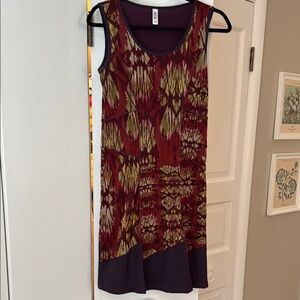 DECA dress fits like small medium with stretch